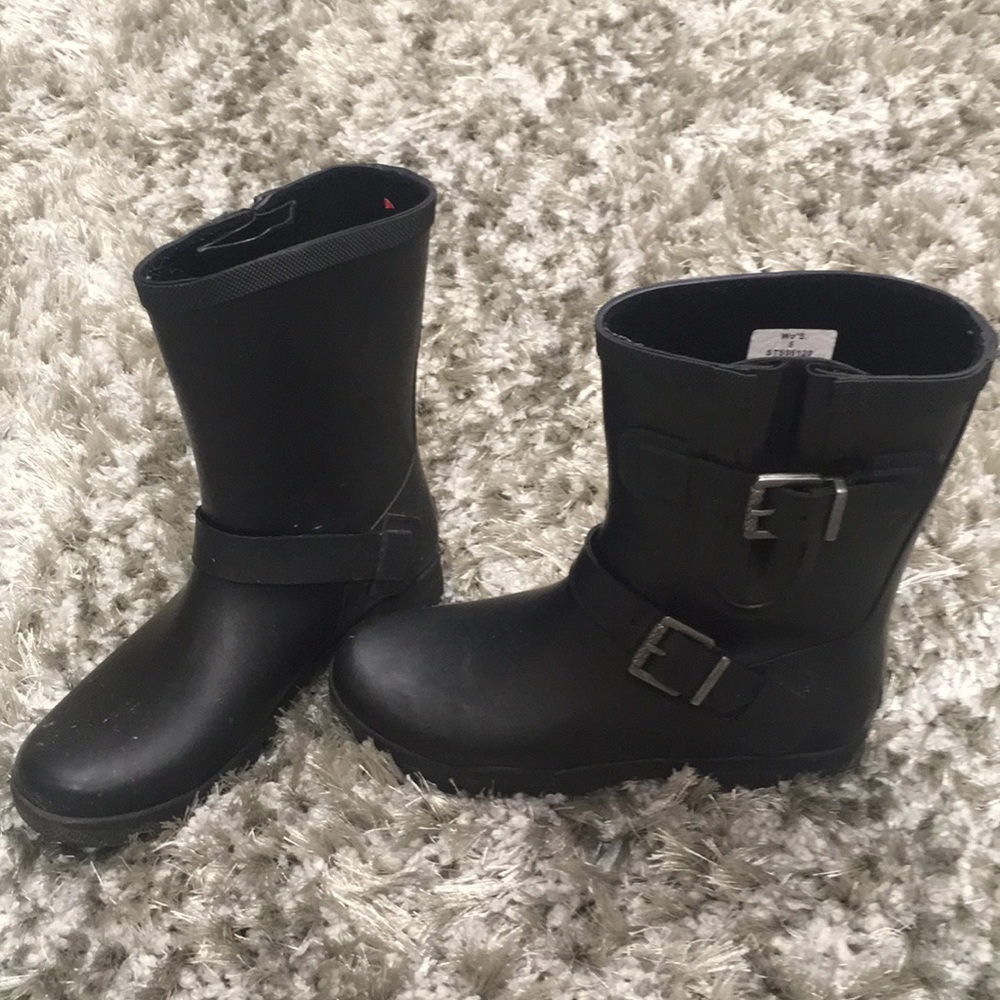 Sperry rain boots